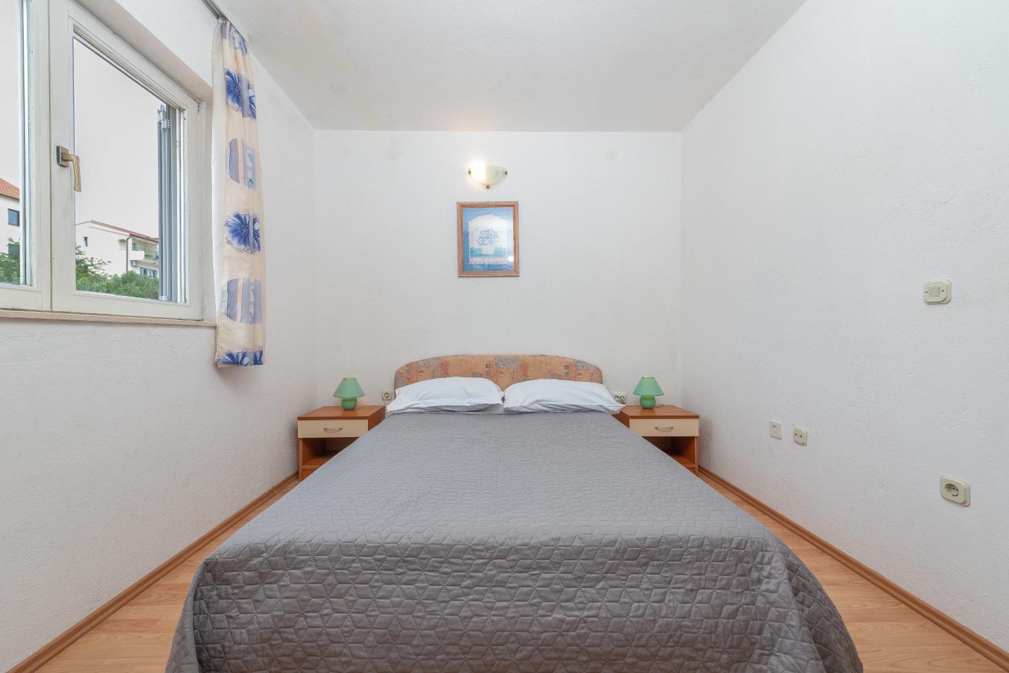 Olive Gardens Apartment Primosten