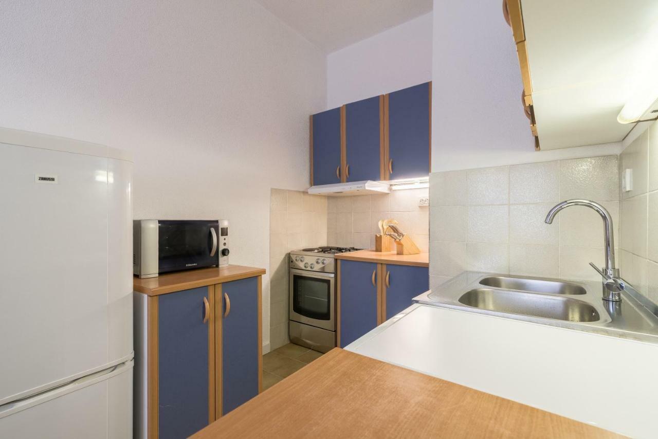 Olive Gardens Apartment Primosten