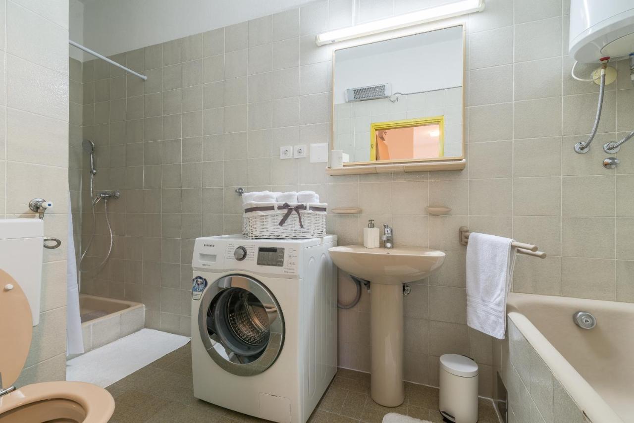 Olive Gardens Apartment *